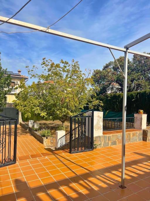 Casa Con Jardin En Ogijares Villa Eksteriør billede
