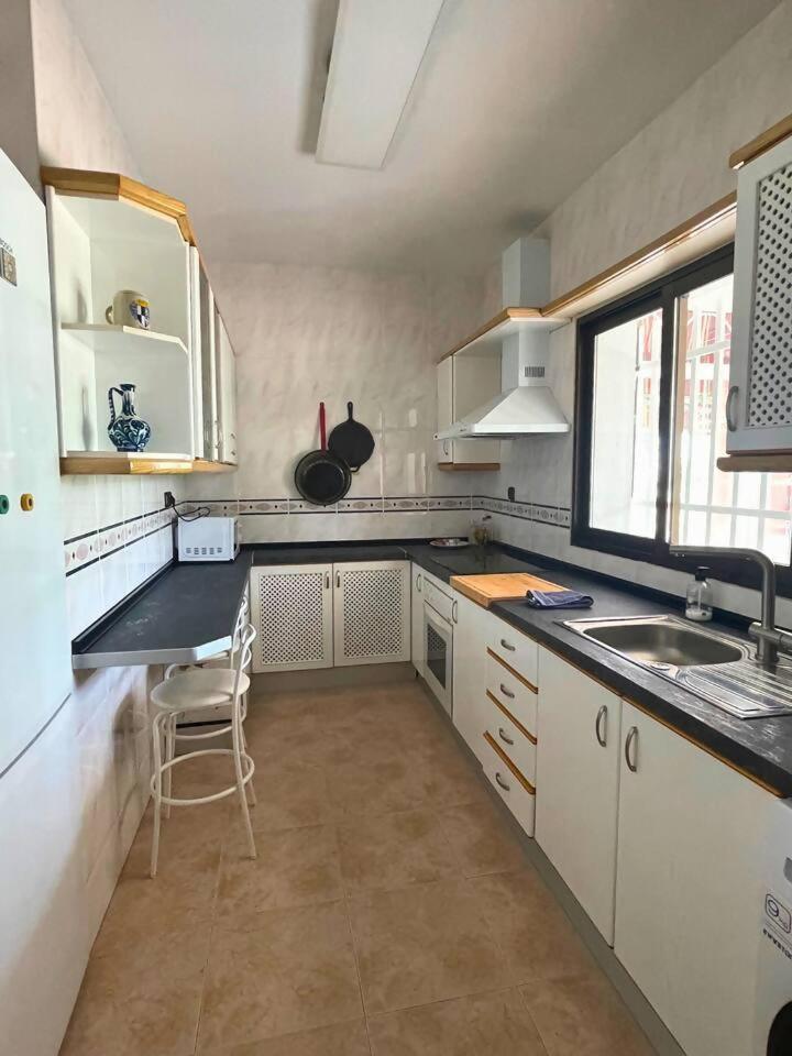 Casa Con Jardin En Ogijares Villa Eksteriør billede