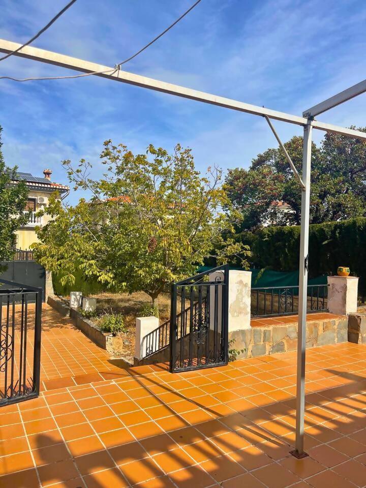Casa Con Jardin En Ogijares Villa Eksteriør billede